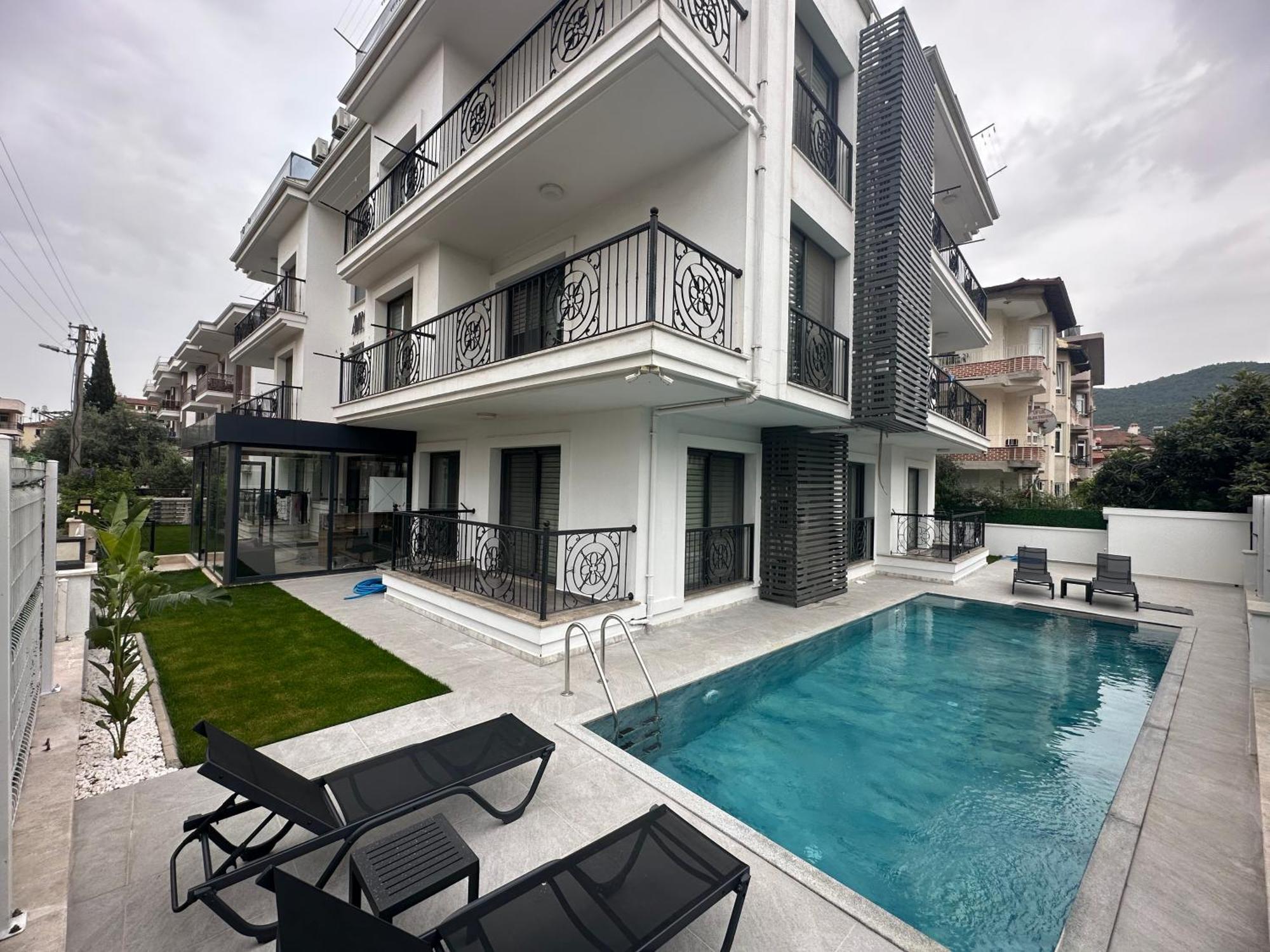 Arti̇M Apart Hotel Fethiye Bagian luar foto